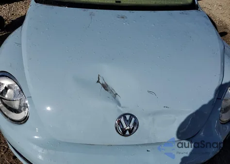 2014 Volkswagen Beetle 1.8T из США, поврежденный, VIN 3VWJ17AT4EM637624